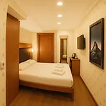 Orange & 2* Istanbul