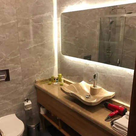 Hotell Orange & *