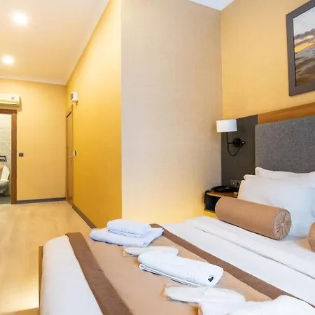 Hotell Orange & *