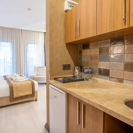 Orange & اسطنبول