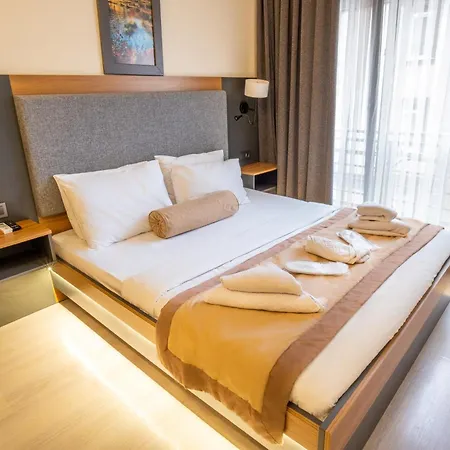 Szálloda Orange & 2*