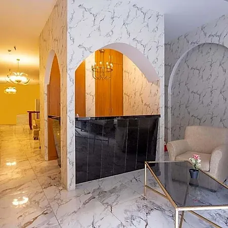 Orange & 2* Isztambul