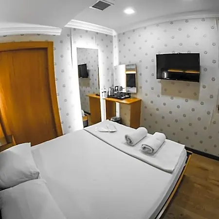 Szálloda Orange & 2*