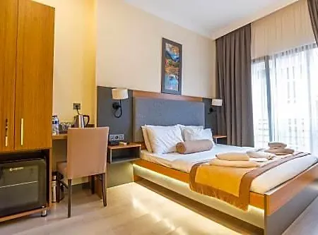 Hotel Orange & 2*