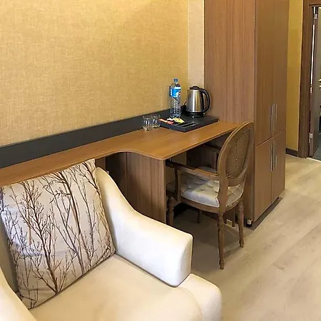 Orange & Hotel Provincia di Istanbul